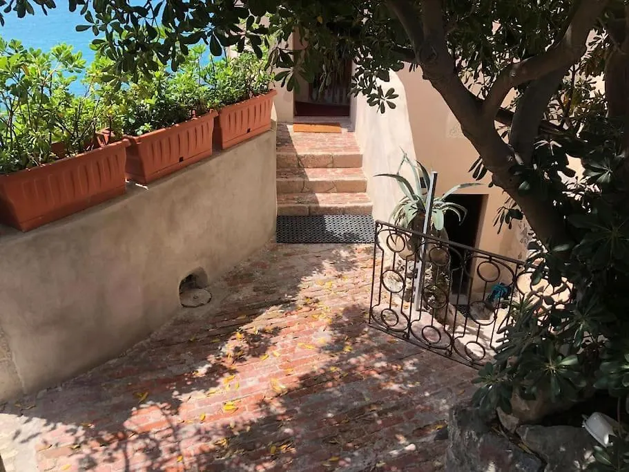 I Paradisi Di Tellaro Nel Golfo Dei Poeti Tatil Evi