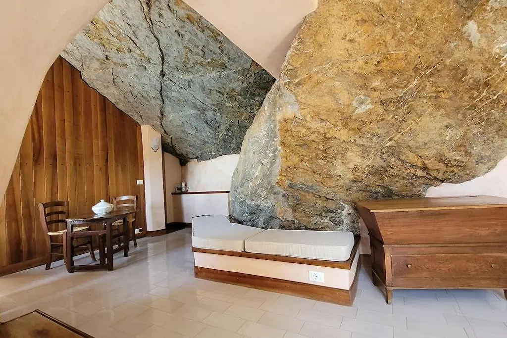 I Paradisi Di Tellaro Nel Golfo Dei Poeti Tatil Evi