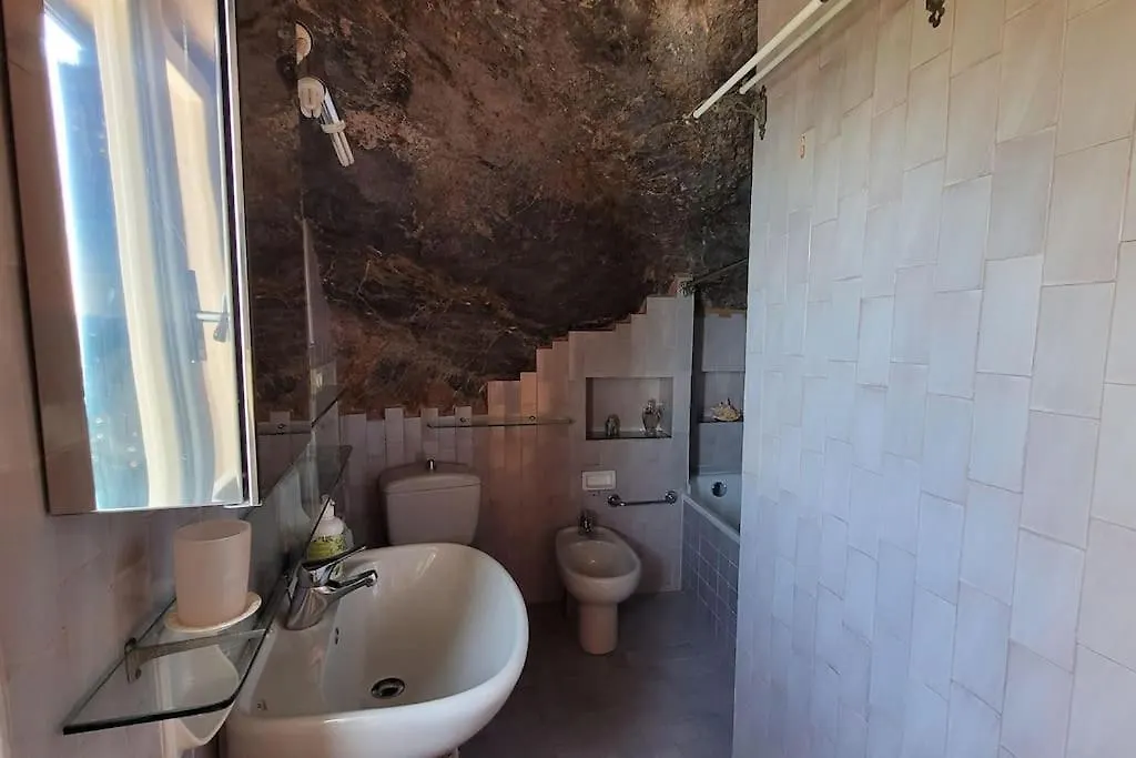 I Paradisi Di Tellaro Nel Golfo Dei Poeti 0*,  Italy